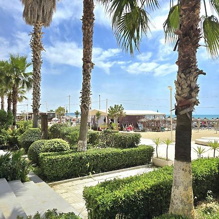 Sea Vista Apartment Durres Bagian luar foto