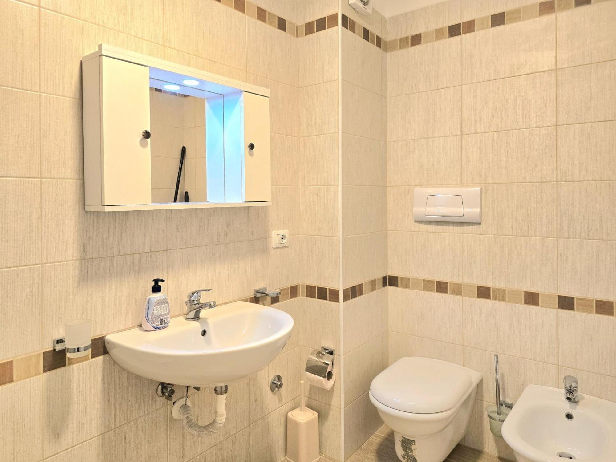 Sea Vista Apartment Durres Bagian luar foto
